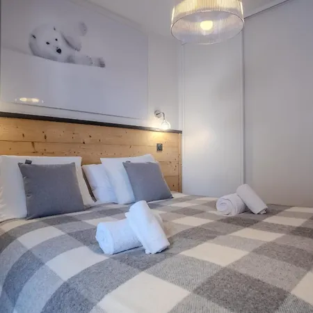 Charming Modern In - Welkeys Apartment Huez