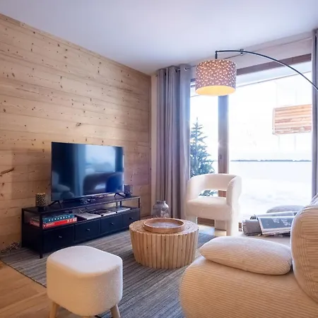 Charming Modern In - Welkeys * Huez