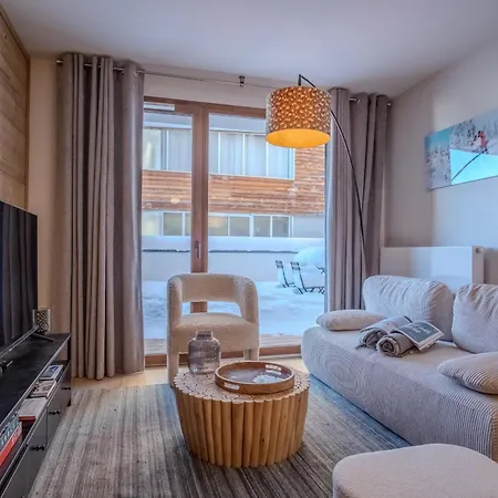 Charming Modern In - Welkeys *